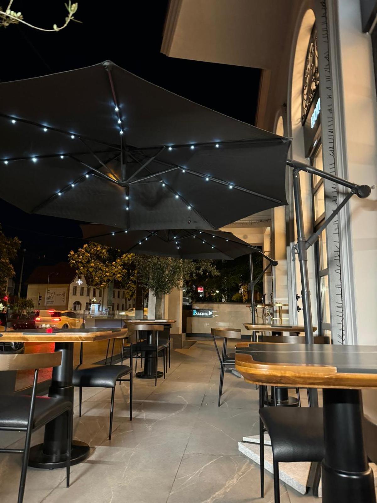 Cosmopolita Boutique Hotel Τιμισοάρα Εξωτερικό φωτογραφία