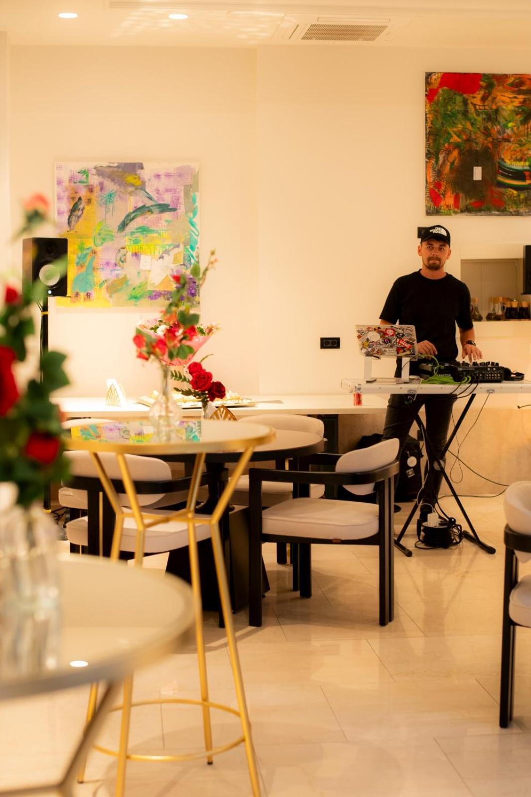 Cosmopolita Boutique Hotel Τιμισοάρα Εξωτερικό φωτογραφία