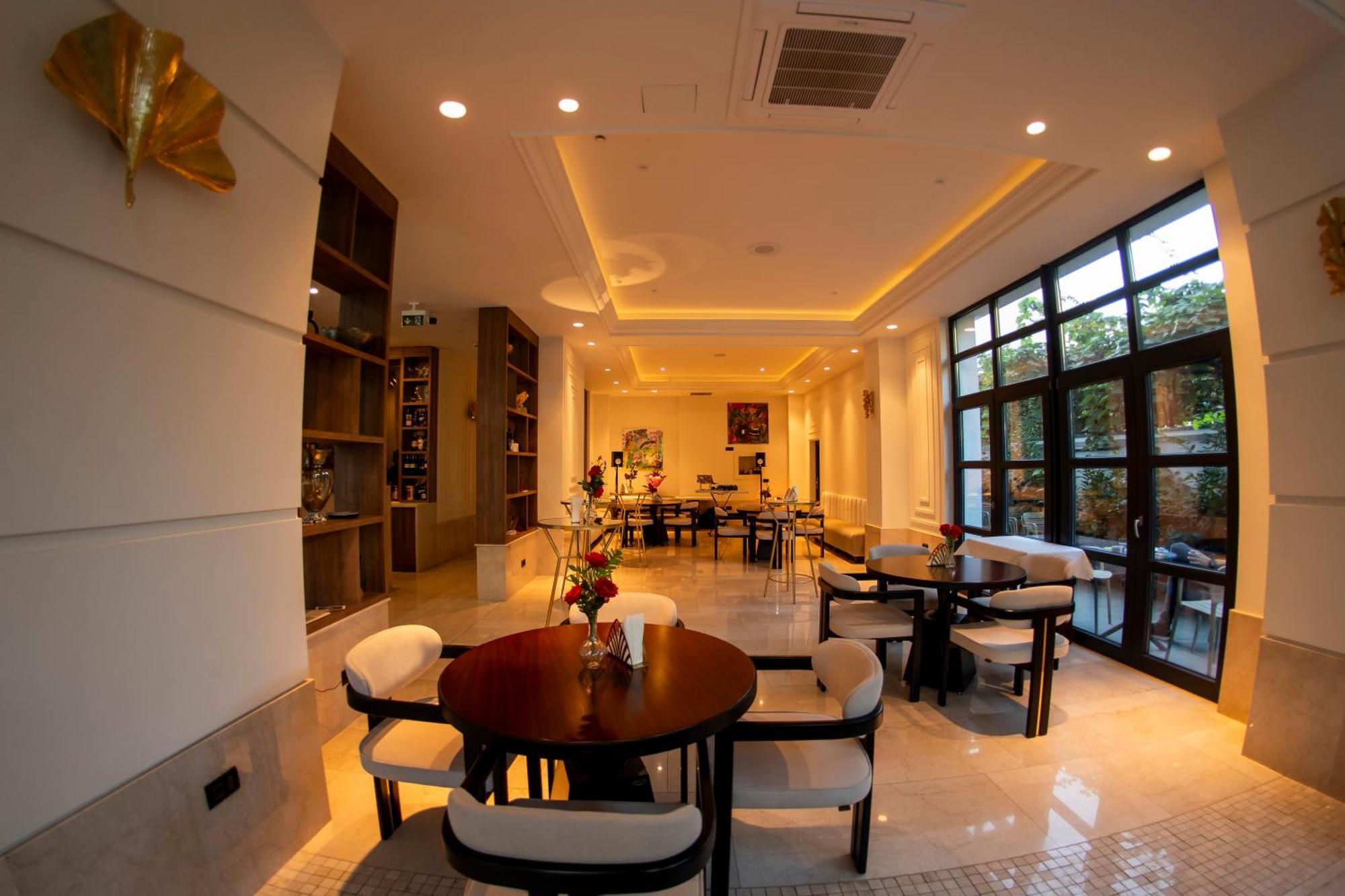 Cosmopolita Boutique Hotel Τιμισοάρα Εξωτερικό φωτογραφία